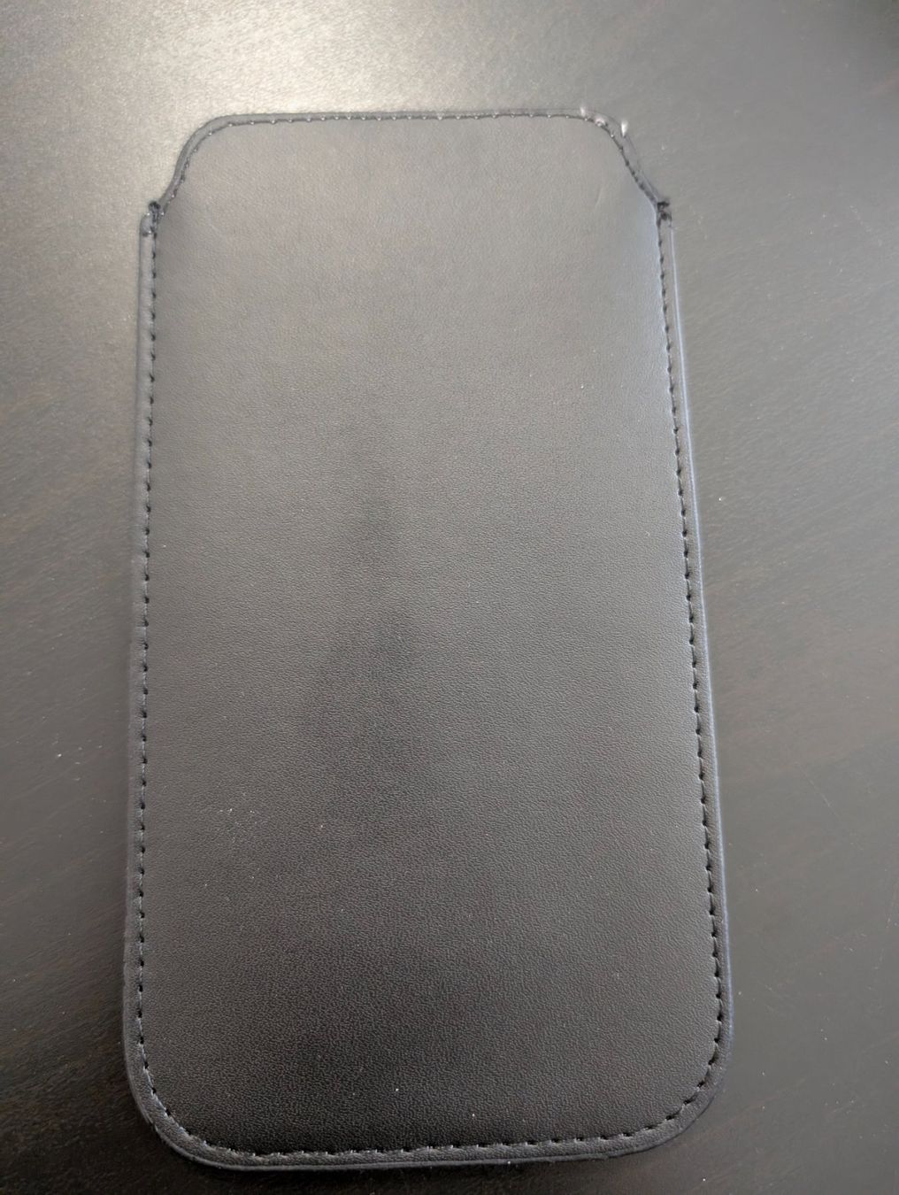 Borse: Smartphone Tasche (Universal Pull & Push Tab schwarz) – Nuovo e nell'imballaggio originale da Winterthur venduto da Sushy-Power 1