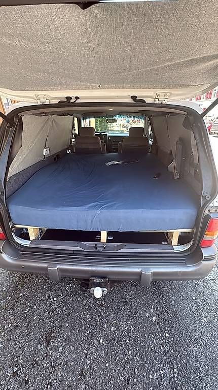 Veicoli da campeggio: CHRYSLER VOYAGER MINI CAMPER – Usato da Berneck venduto da noa_my9y 1