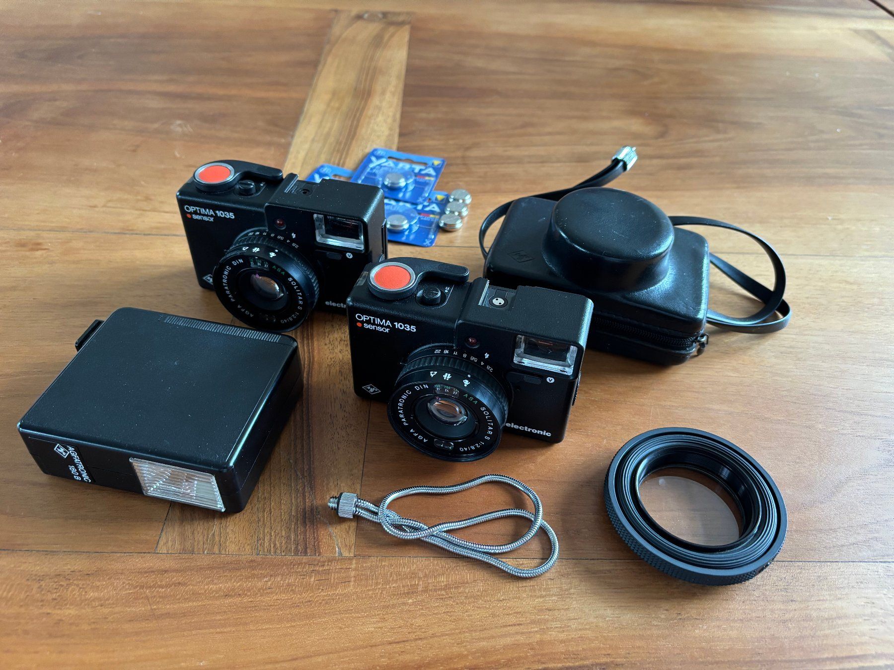 Agfa Fotocamera: Agfa Optima Sensor 1035 mit viel Zubehör – Usato da Bern venduto da benzofat 2