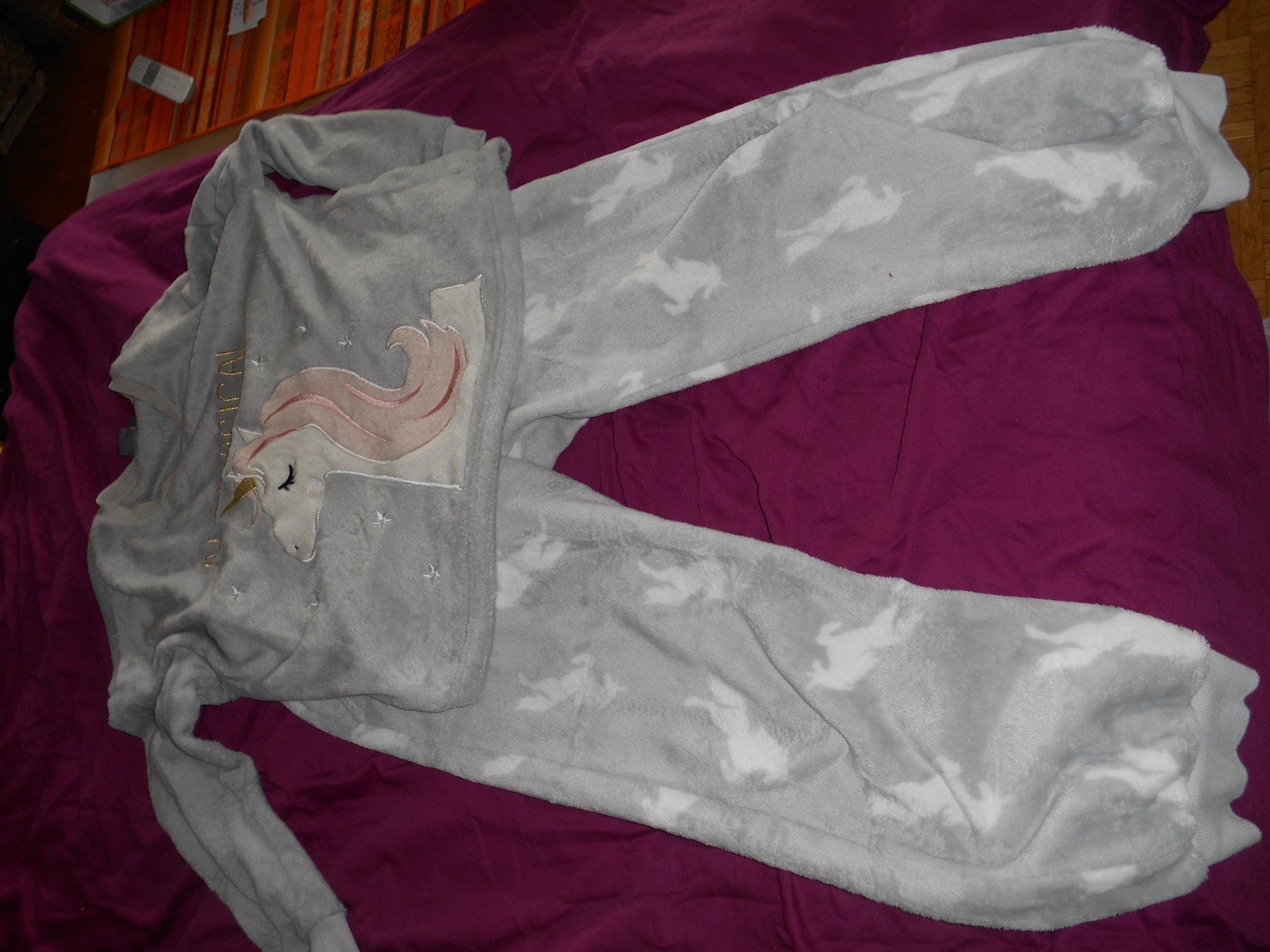 Pigiama & Simili: pyjama licorne – Usato da La Sarraz venduto da Mbeatles