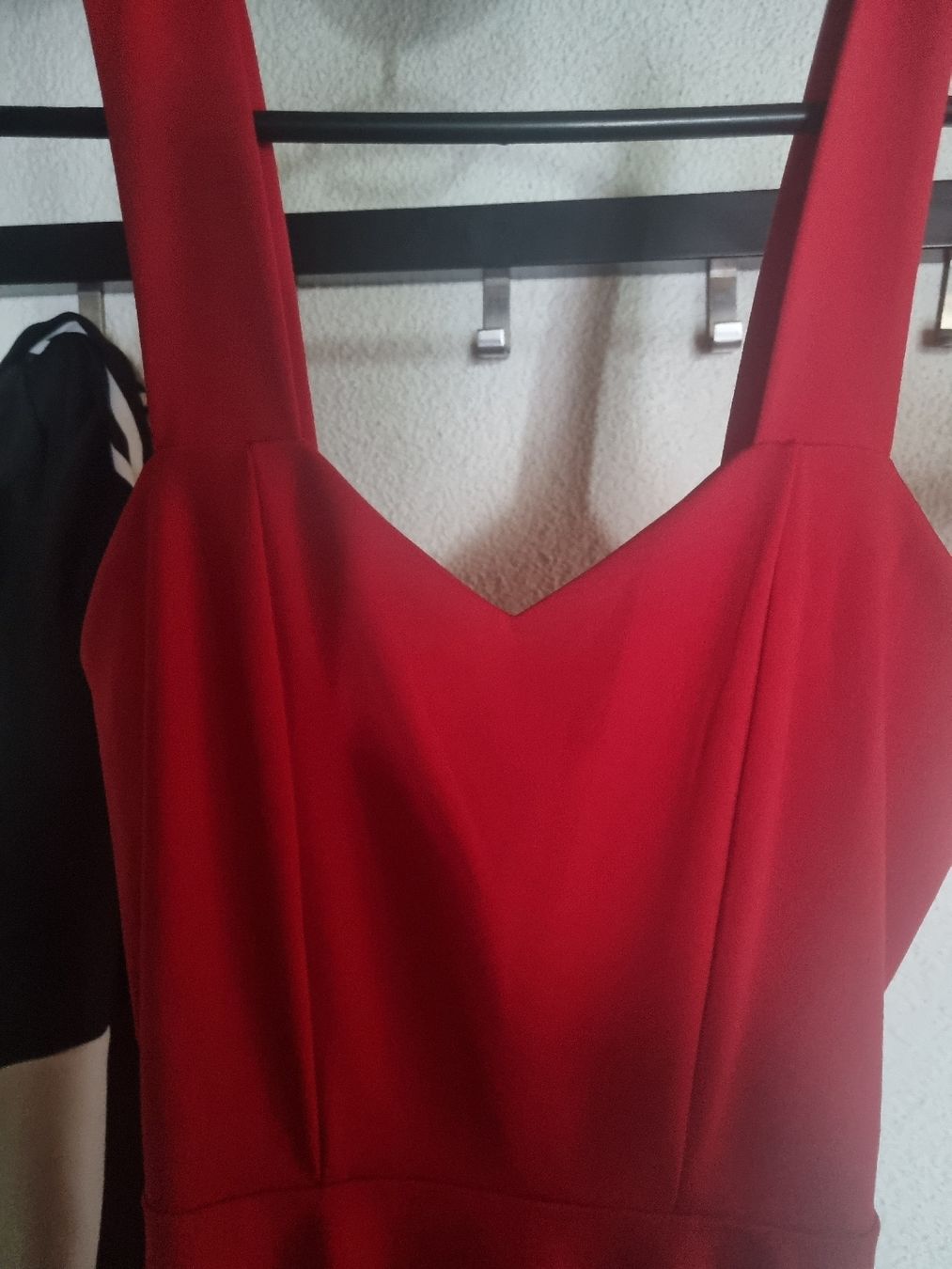 Kleider: wunderschönes Rotes Kleid in grösse M  – Neu (gemäss Beschreibung) aus Rickenbach LU von sammija 1