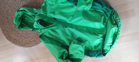 Crivit Regenjacke, neuwertig, Grösse M, Top Zustand!