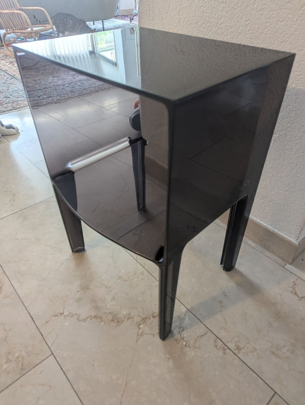 Nachttische: Kartell small ghost buster night table Philippe Starck – Gebraucht aus Erlinsbach SO von Meytalien 2