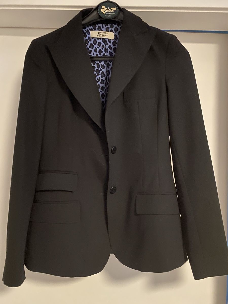 Guess Giacche: Blazer de la marque Guess. – Usato da Echallens venduto da 1961zap 1