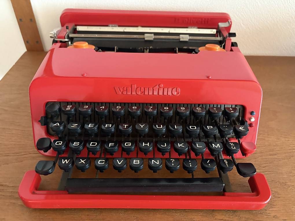 Schreibmaschinen: Olivetti Valentine und Scheidegger Schreibmaschine – Gebraucht aus Buus von Frodo24