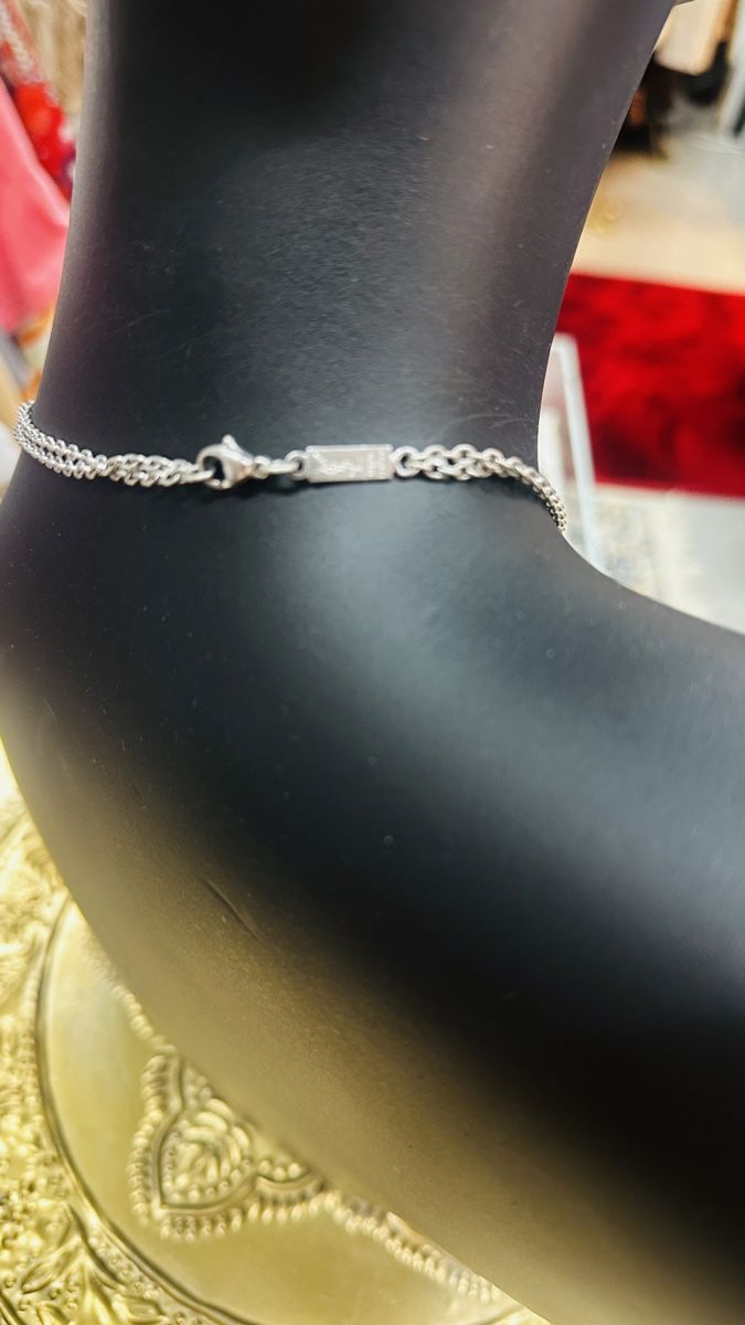 Saint Laurent Catenine: YSL Silver Kette – Usato da Lachen SZ venduto da HelvetiaLuxury 4