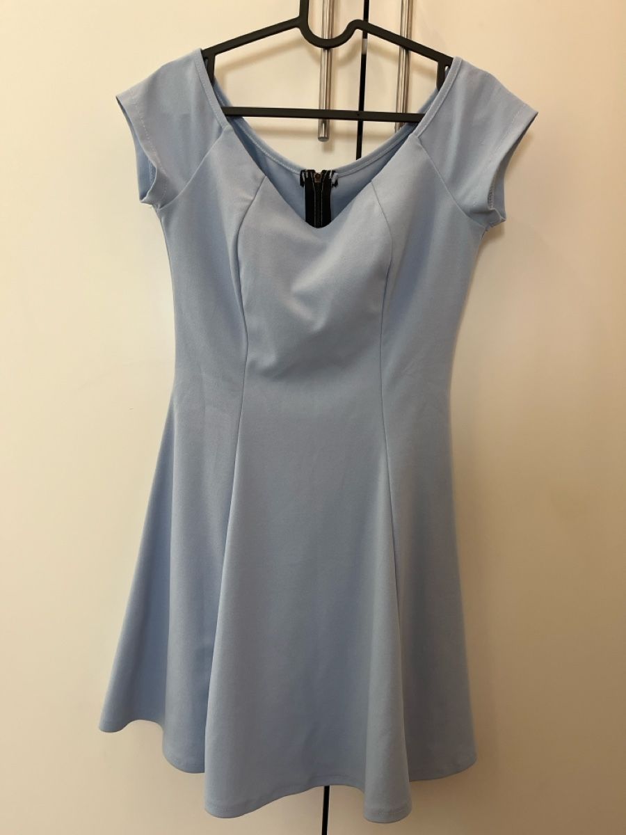 Kleider: hellblaues Kleid Grösse S – Neu (gemäss Beschreibung) aus Richterswil von ste_yzq7