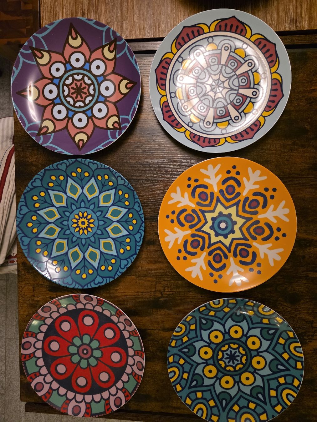 Set di piatti: Buntes Geschirrset – Usato da Siebnen venduto da mar_n7g9