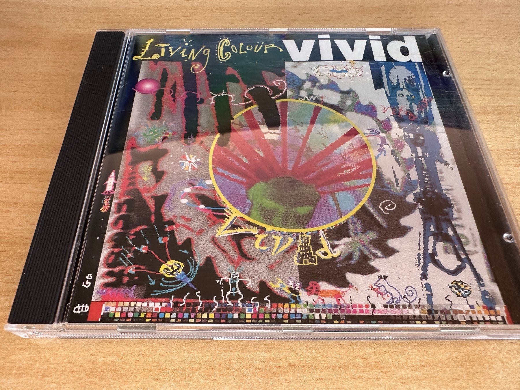 CD: A1 Living Colour – Vivid – Usato da Rikon im Tösstal venduto da Alpenmutz