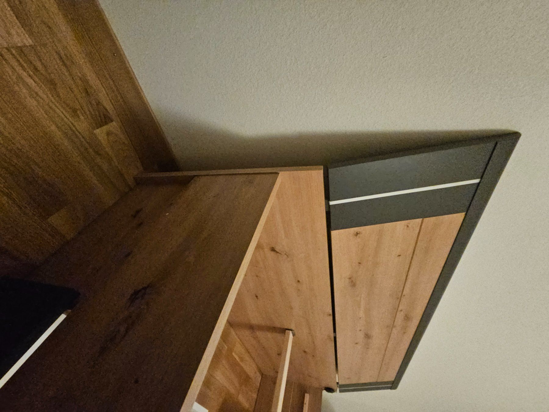 Mömax Letti: Stauraumbett Eiche mit Beleuchtung 180x200 – Nuovo (secondo la descrizione) da  venduto da  3