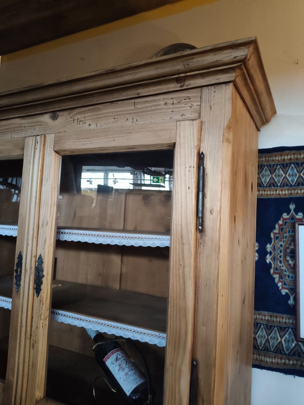 Büffets: Antiker Buffet-Schrank – Gebraucht aus Zwingen von inf_2blh 1