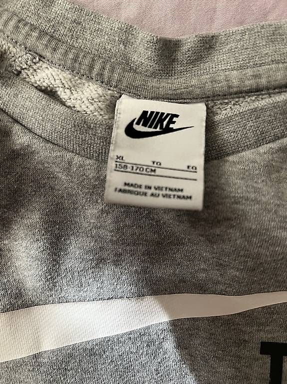 Maglioni & Felpe: Felpa Nike 158/170 – Usato da Viganello venduto da bia_x25w 1