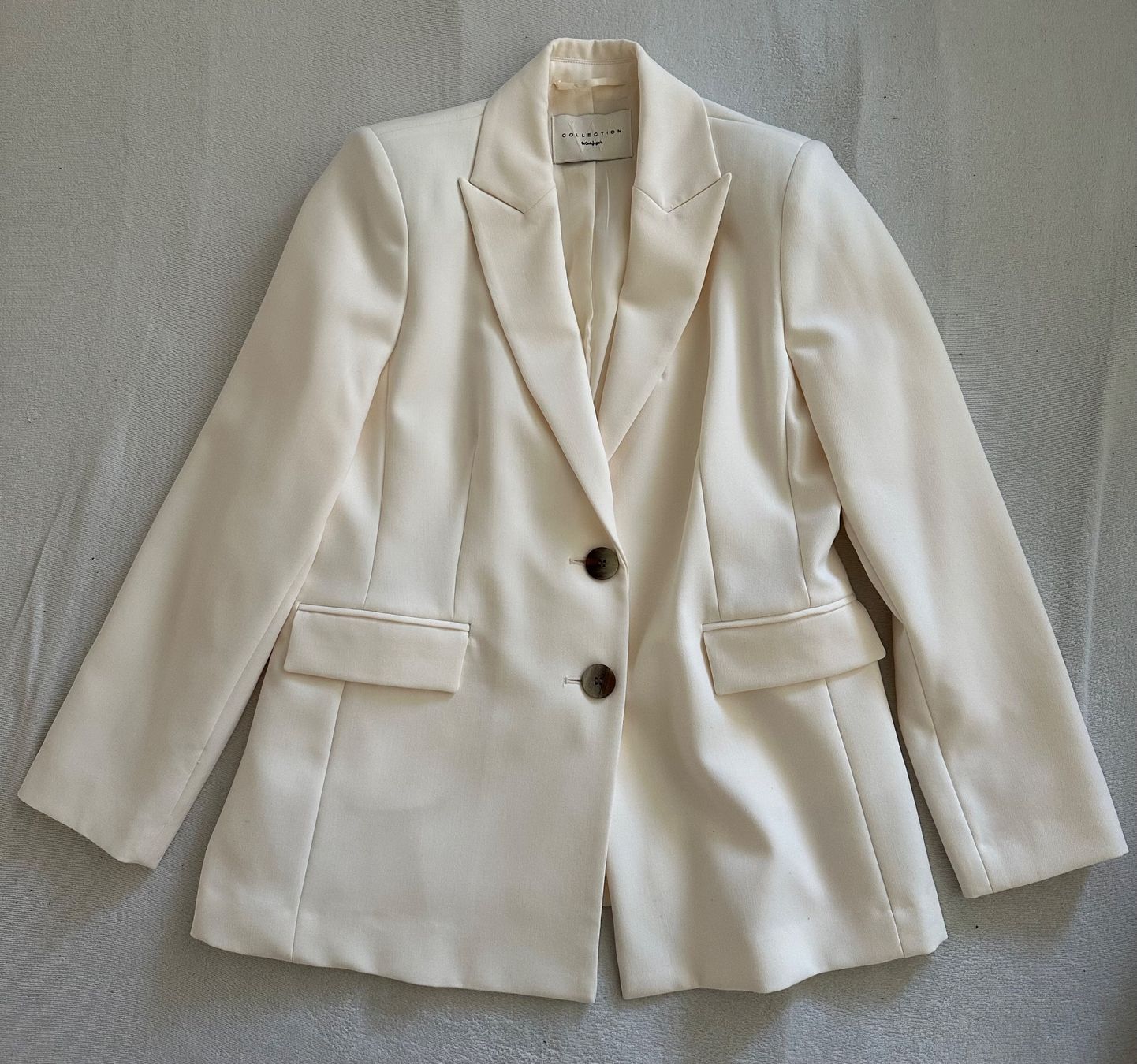 Giacche: Blazer Damen creme-weiss Gr.40 – Usato da Zürich venduto da cpadellina