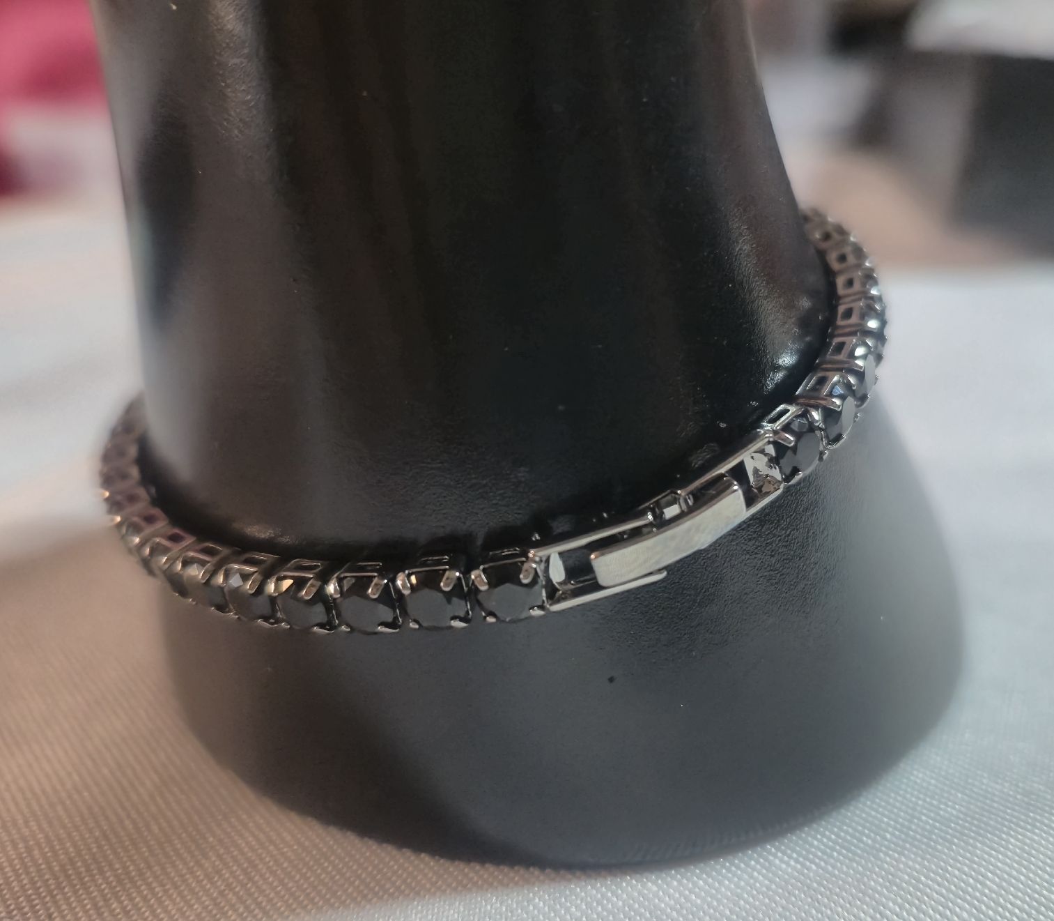 Armbänder & -reifen: Bracciale tennis con zirconi neri – Neu (gemäss Beschreibung) aus Giubiasco von Stefaniav 3