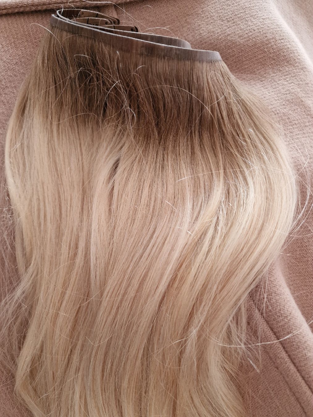 Perücken: Bellami Clip In Extensions by Zach Mesquit 240g 22" neu – Neu (gemäss Beschreibung) aus Zürich von girltherapy