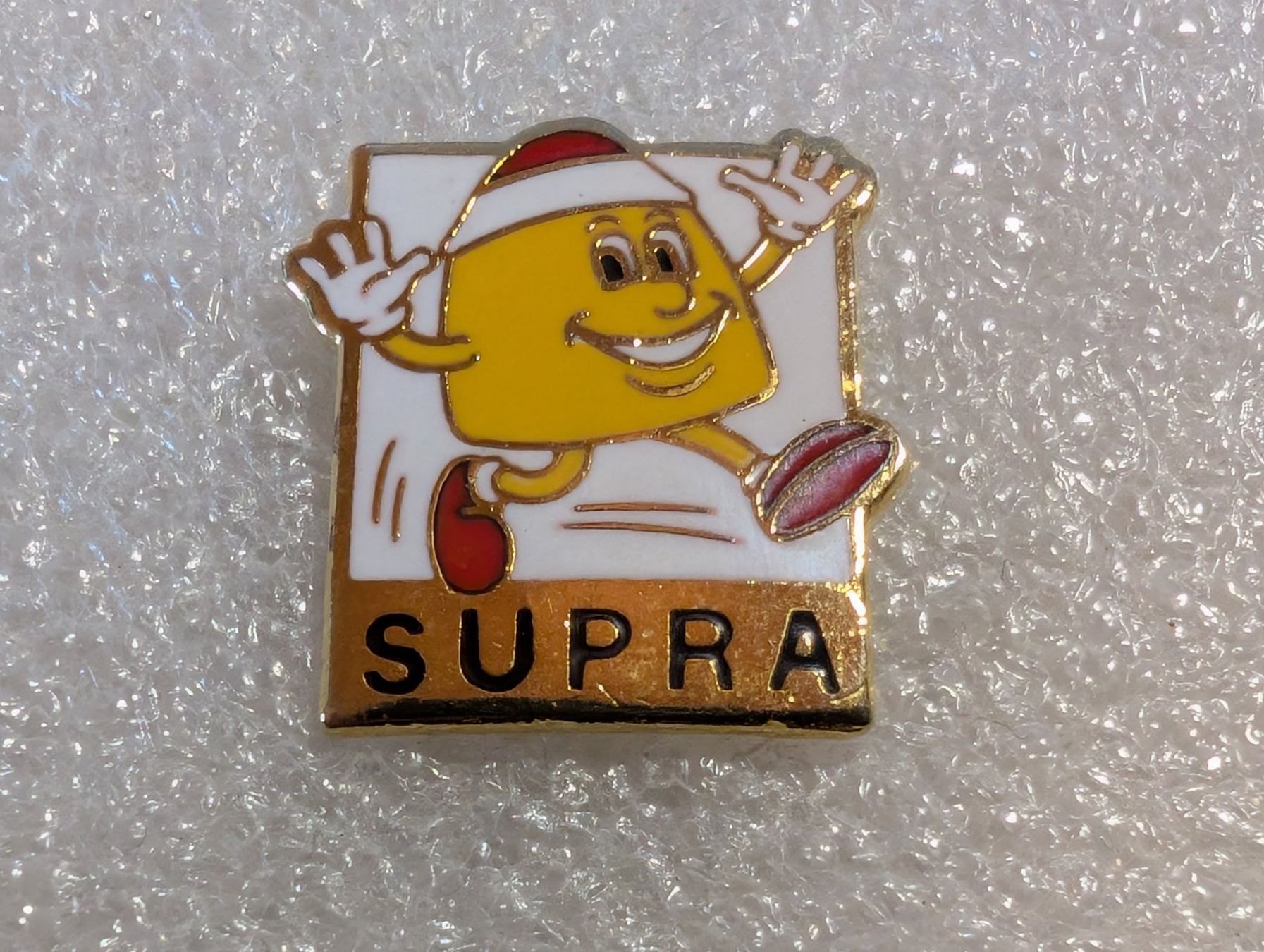 Placchette & Badge: Ansteckpin 295: Supra – Usato da Oppligen venduto da Pin-Fall-Shop