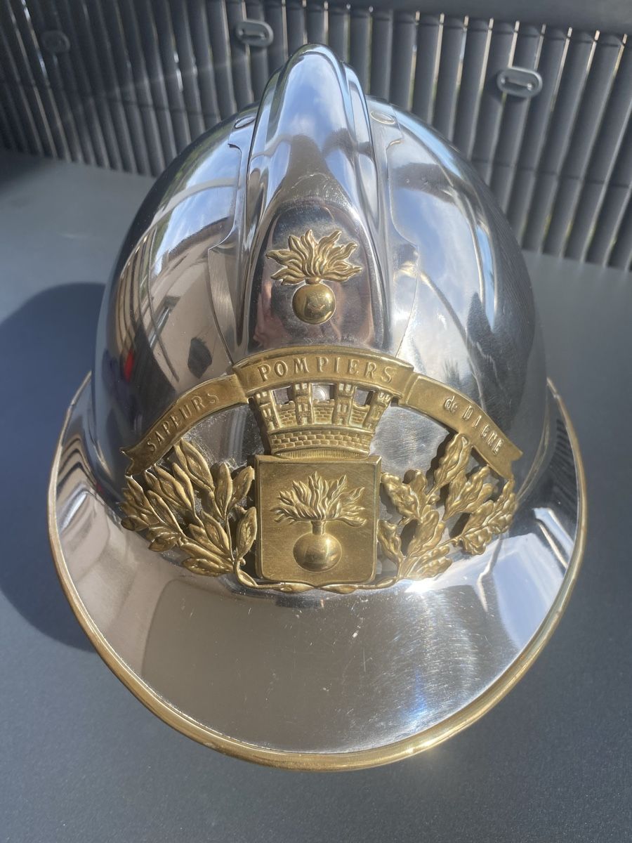 Pompieri: Casque pompiers modèle  1933  – Usato da bôle venduto da Pilou83 4