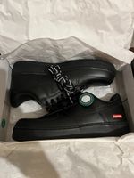 Nike Air Force 1 Low SP Supreme Noir Taille 42.5
