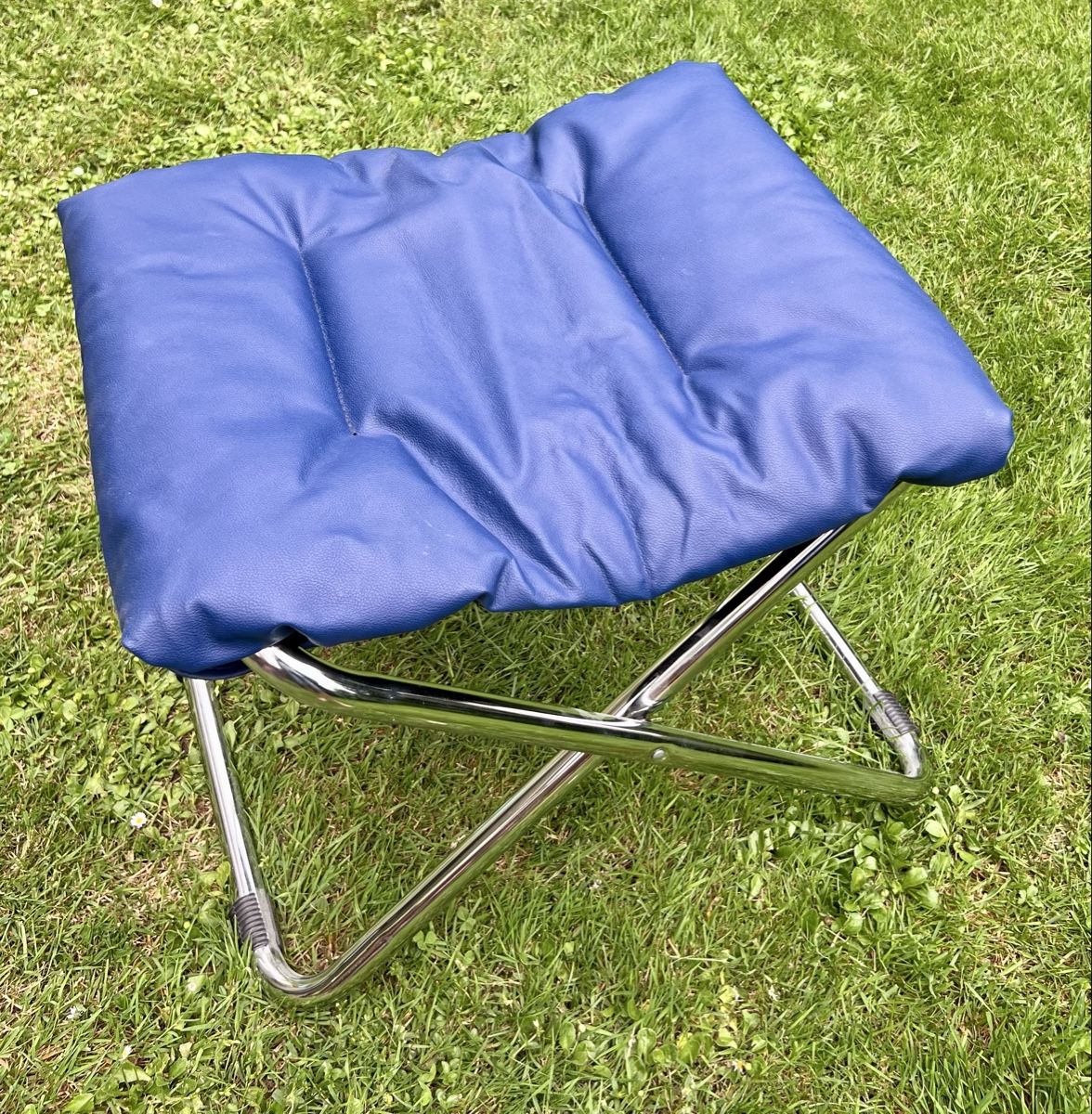 Fiam Sgabelli: Chico Outdoor-Hocker, Chrom - Schwarz - Blau – Usato da Hunzenschwil venduto da Madachica 6