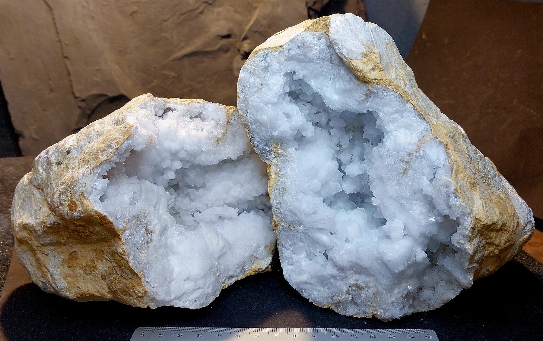 Minerali & Pietre curative: riesige Geode – Usato da Thal venduto da wicko