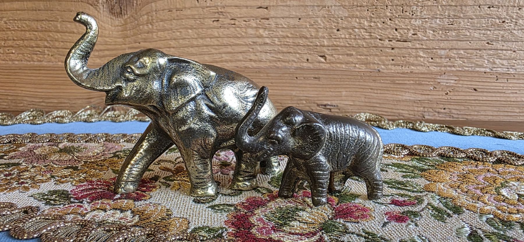 Figuren: Set Messing,  Bronze Elefanten  – Gebraucht aus Wolfhalden von Nati-Nati