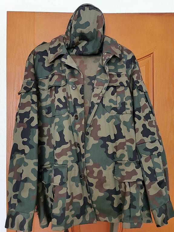 Uniformi: Angelbekleidung – Usato da Dällikon venduto da nae_l6sr