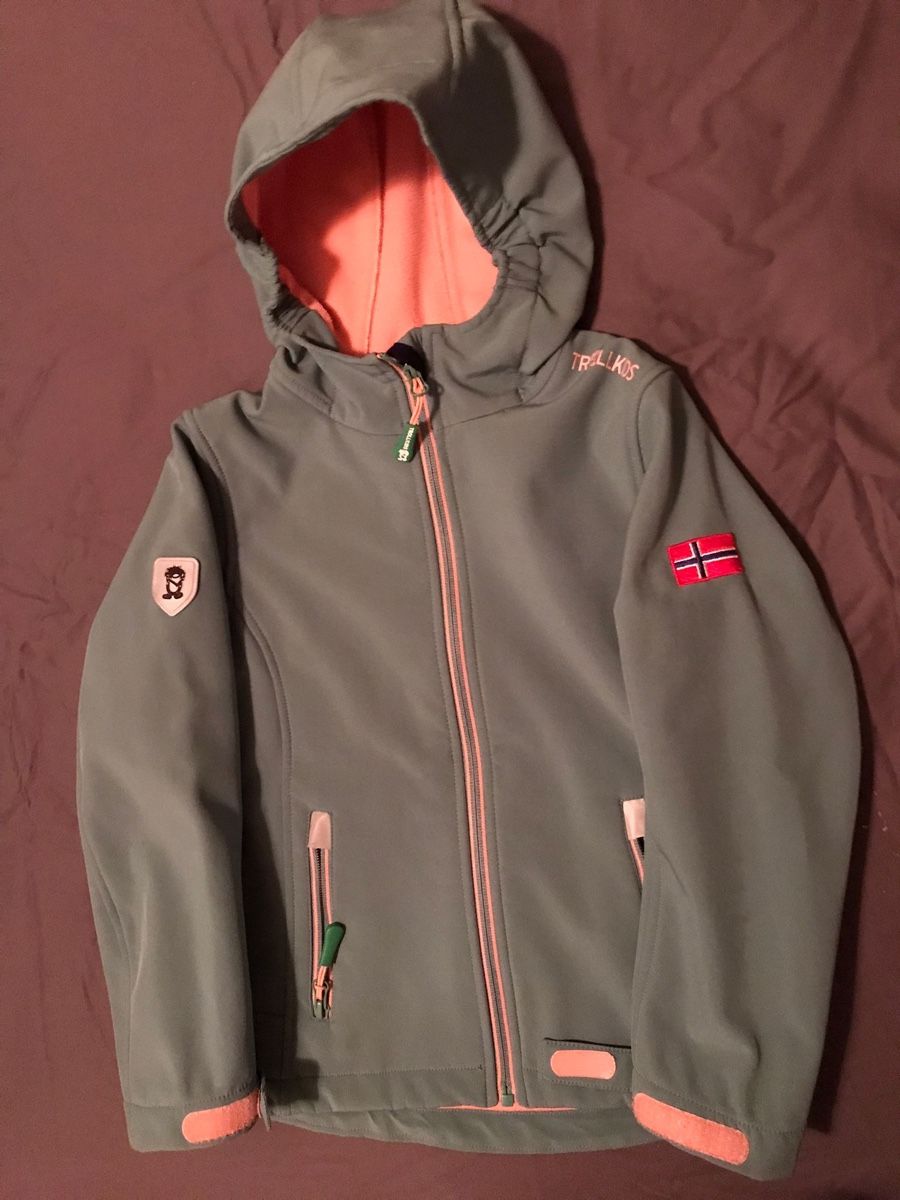 Trollkids Giacche & Cappotti: Softshelljacke Trollkids 128 Girls – Usato da Oberwil BL venduto da Gutundsuperklein16 4
