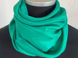 Foulard, 100% Seide, Grün, NEU