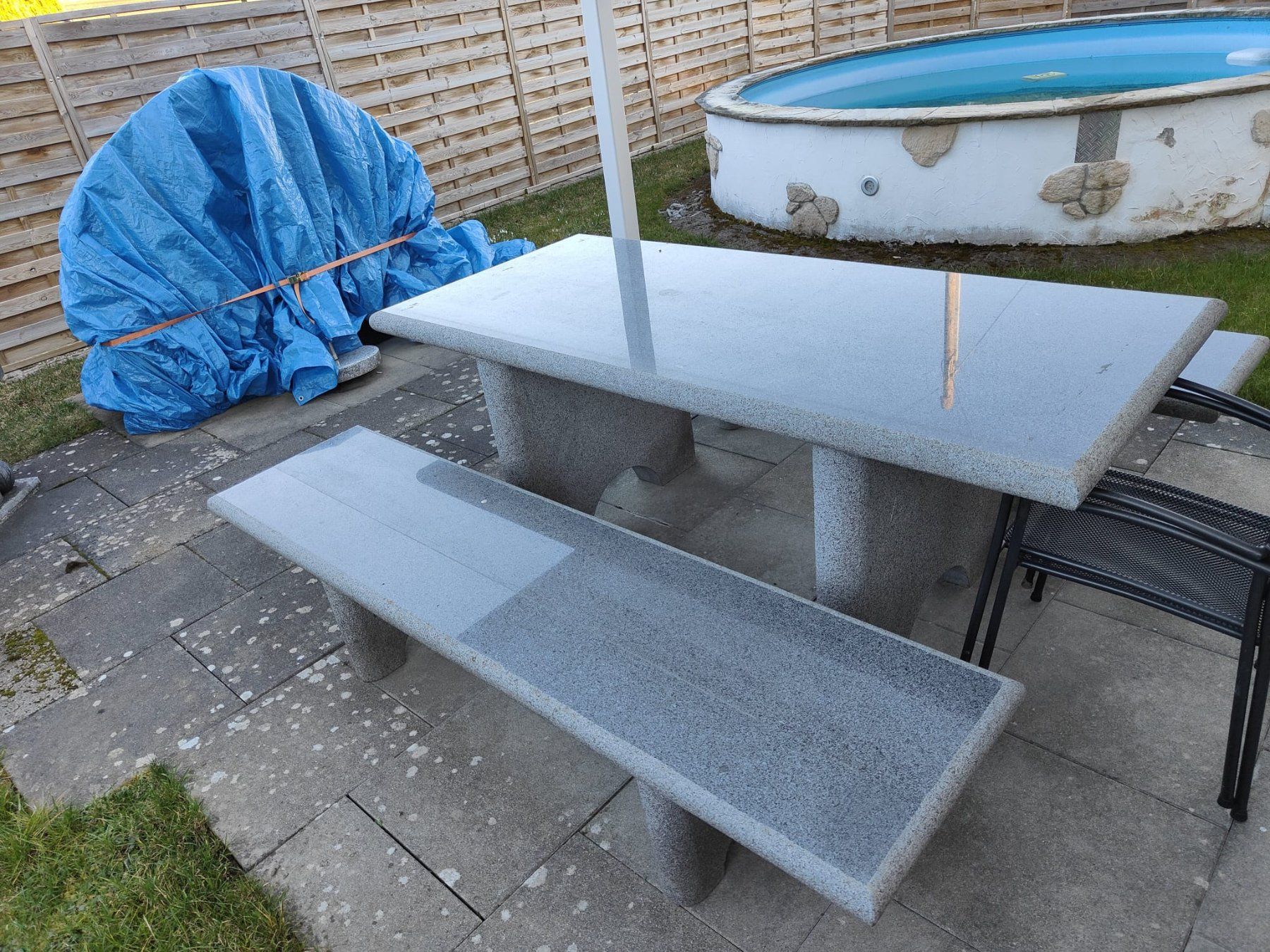 Set di tavolo e panche: Gartentisch aus Granit – Usato da Walde AG venduto da kar_k5tm 1