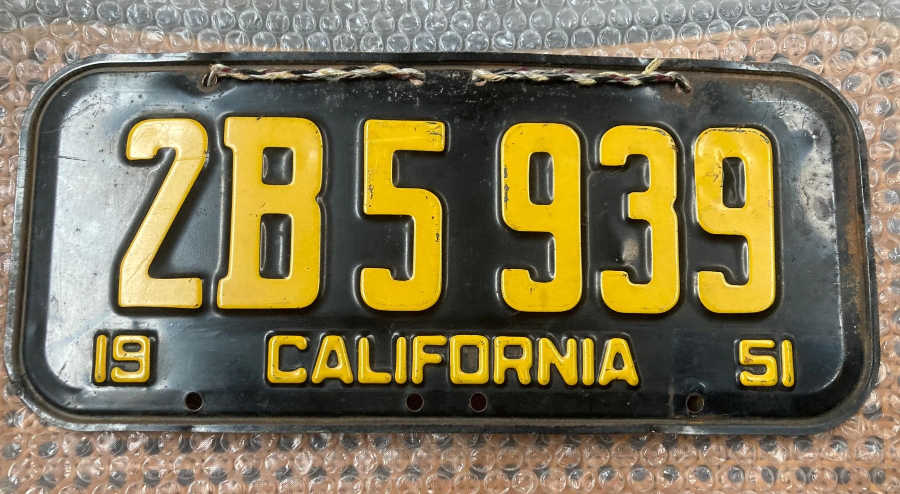 Insegne: Autonummer  - California 1951 – Usato da zürich venduto da papalapa