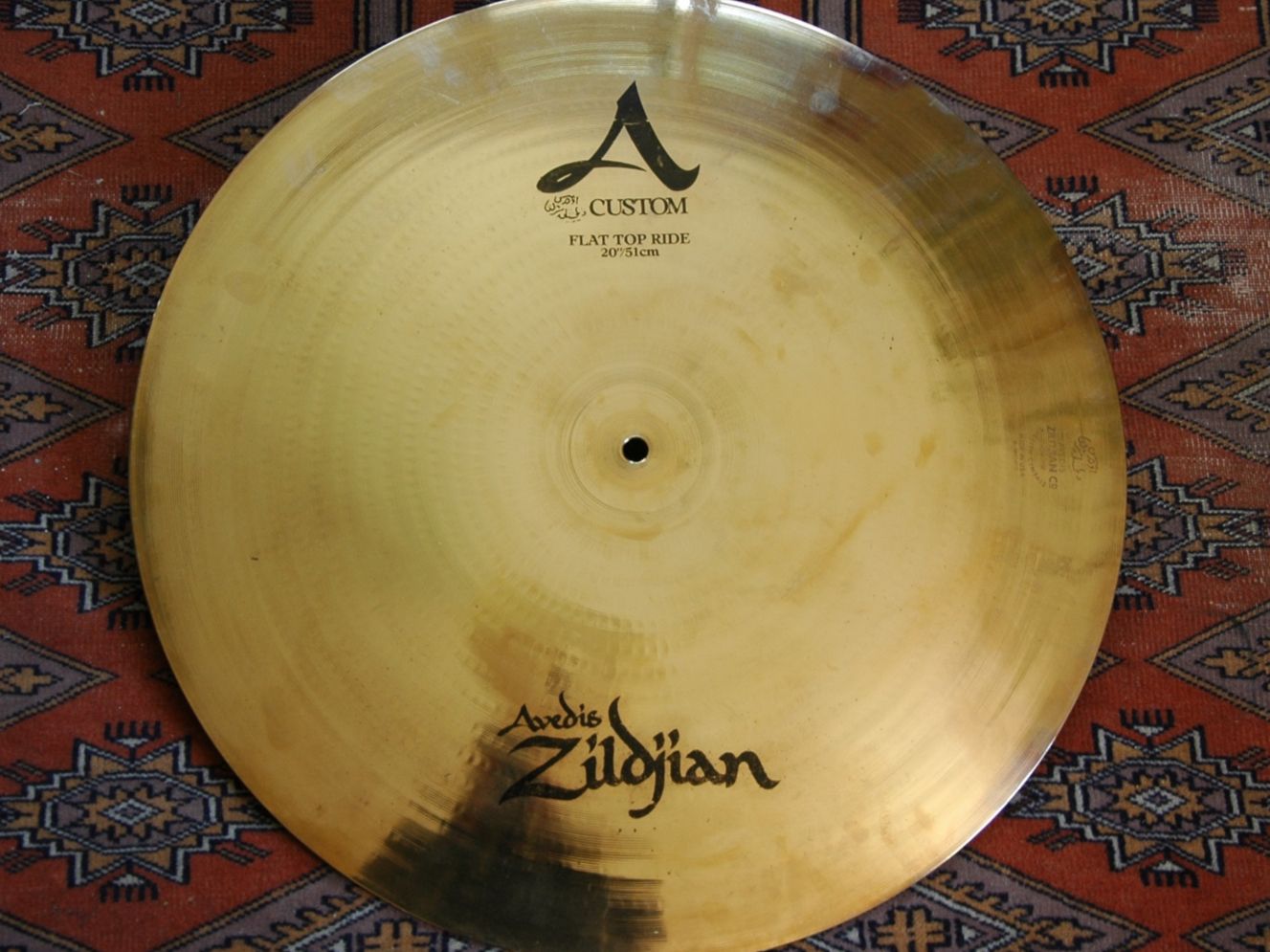 Zildjian Strumenti musicali: Zildjian 20" A Custom Flat Top Ride – Usato da Schaffhausen venduto da Mel.98 5