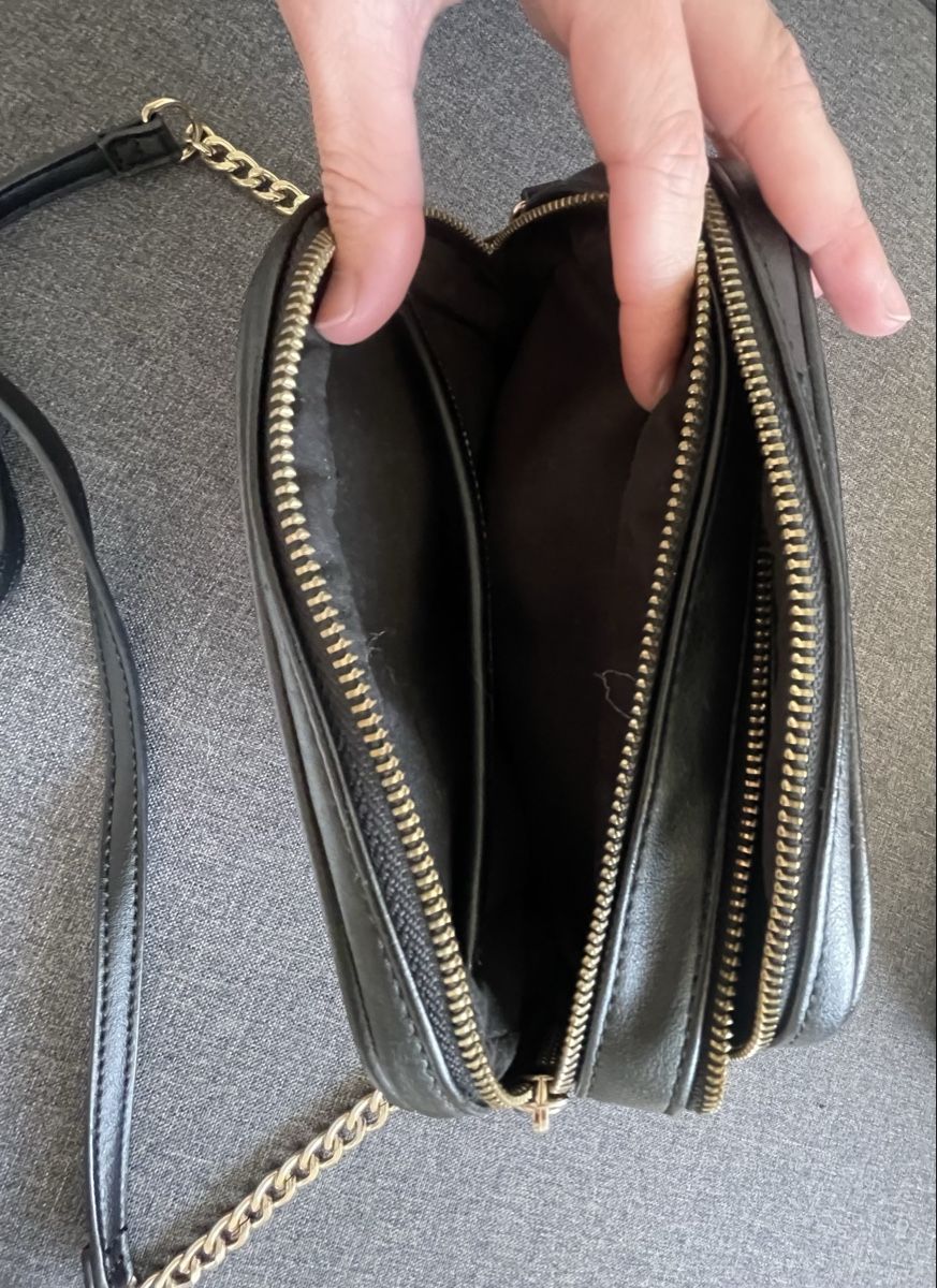 Maddison Borse da donna: Small Black Handbag embroidered from Maddison – Usato da Zürich venduto da lydia.joray 2