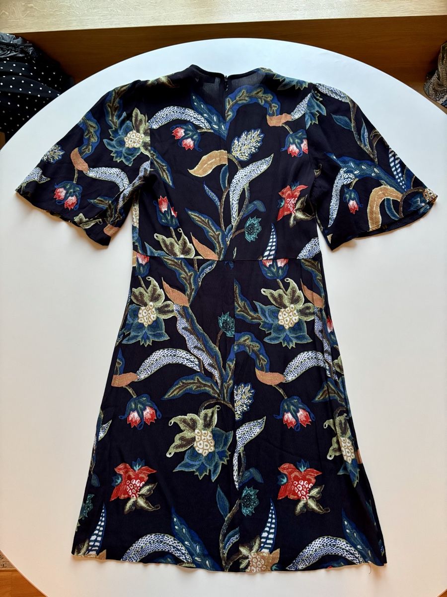 Maje Robes: Maje Kleid T1 – D'occasion à St. Gallen par maryloewe 3