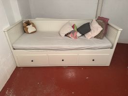 Tagesbettgestell Hemnes ausziehbar 