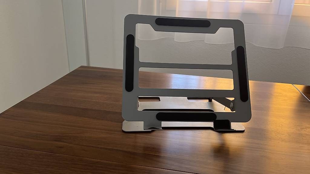 Supporti a parete: Laptop-Halterung – Usato da Emmenbrücke venduto da Hamster-Traum