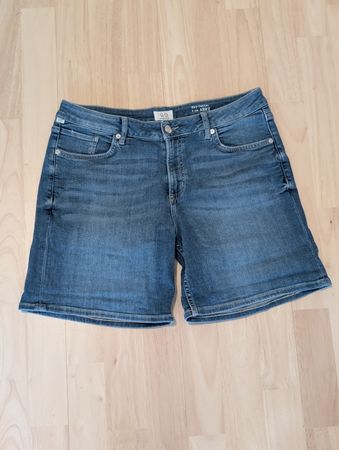 Kurze Hose