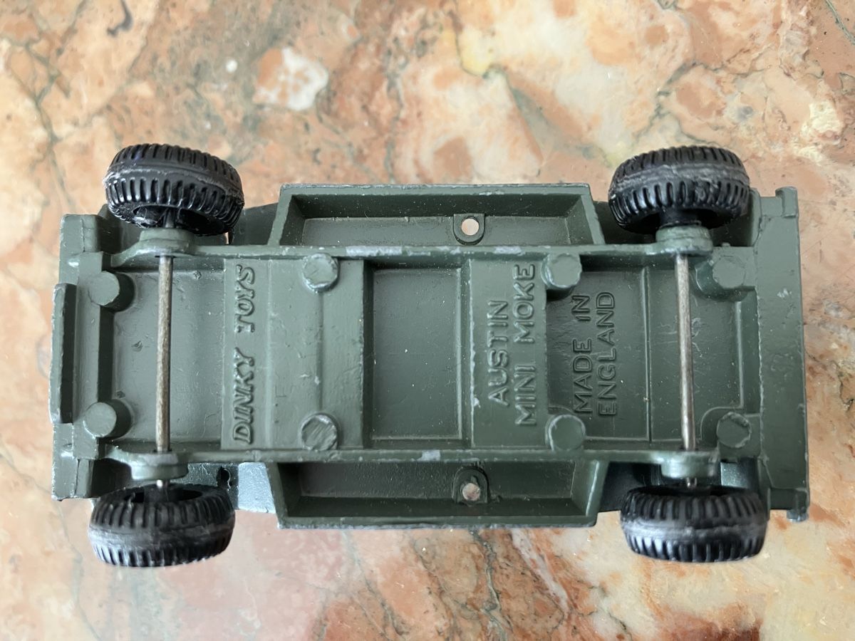 Dinky Toys Modellini d'auto: Dinky Toys Austin Mini Moke – Usato da Liebefeld venduto da PoloLePoulpe 3