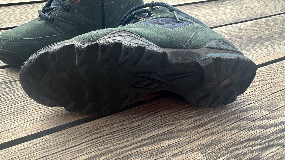 Reebok Scarpe da donna: Wanderschuhe Reebok, soft, neuwertig ca. 3-mal getragen. – Usato da Zürich venduto da Barbq 1