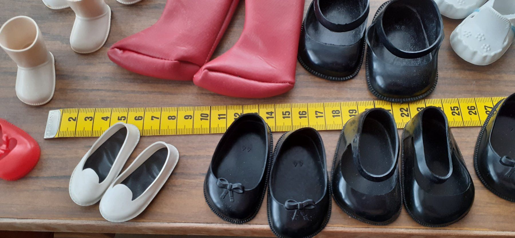 Bambole: Puppenschuhe Lot – Usato da Mörschwil venduto da lindaswunderkiste 3
