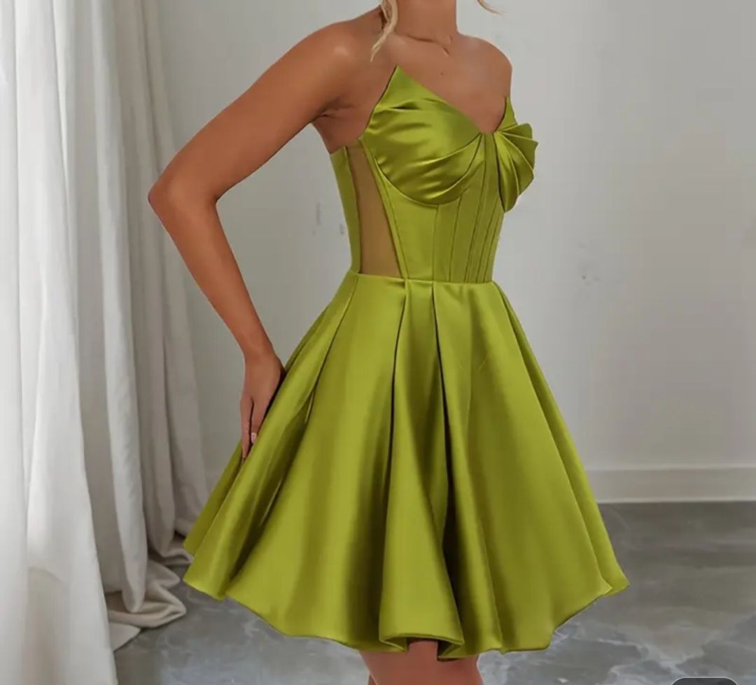 Vestiti: Olive Cocktailkleid, Neu – Nuovo (secondo la descrizione) da Bassersdorf venduto da Sanjam_s 2