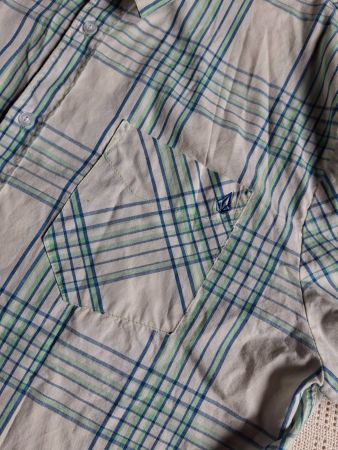 Chemise manches courtes taille XL 60% coton marque Volcom