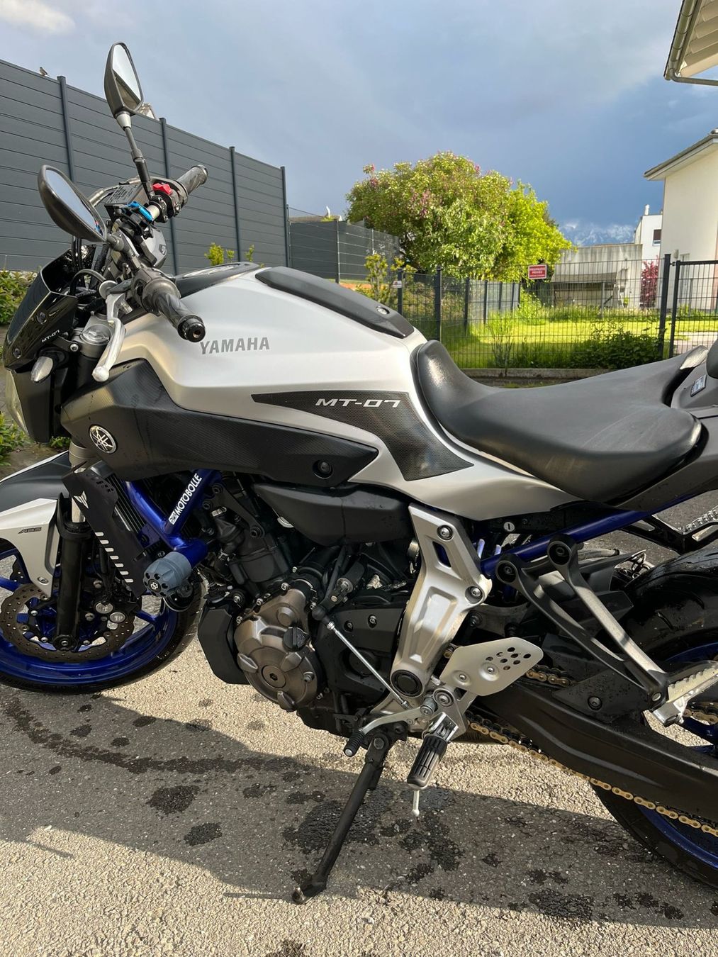 Yamaha Strada: Yamaha MT-07 – Usato da Attalens venduto da dcl3rc99 3