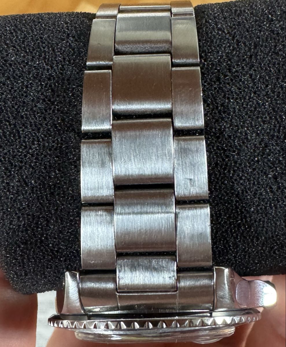 Rolex Orologi: Rolex GMT-Master PEPSI Ref. 1675 Long E aus 1968 im Fullset – Usato da Dotzigen venduto da 24SevenSwiss 2