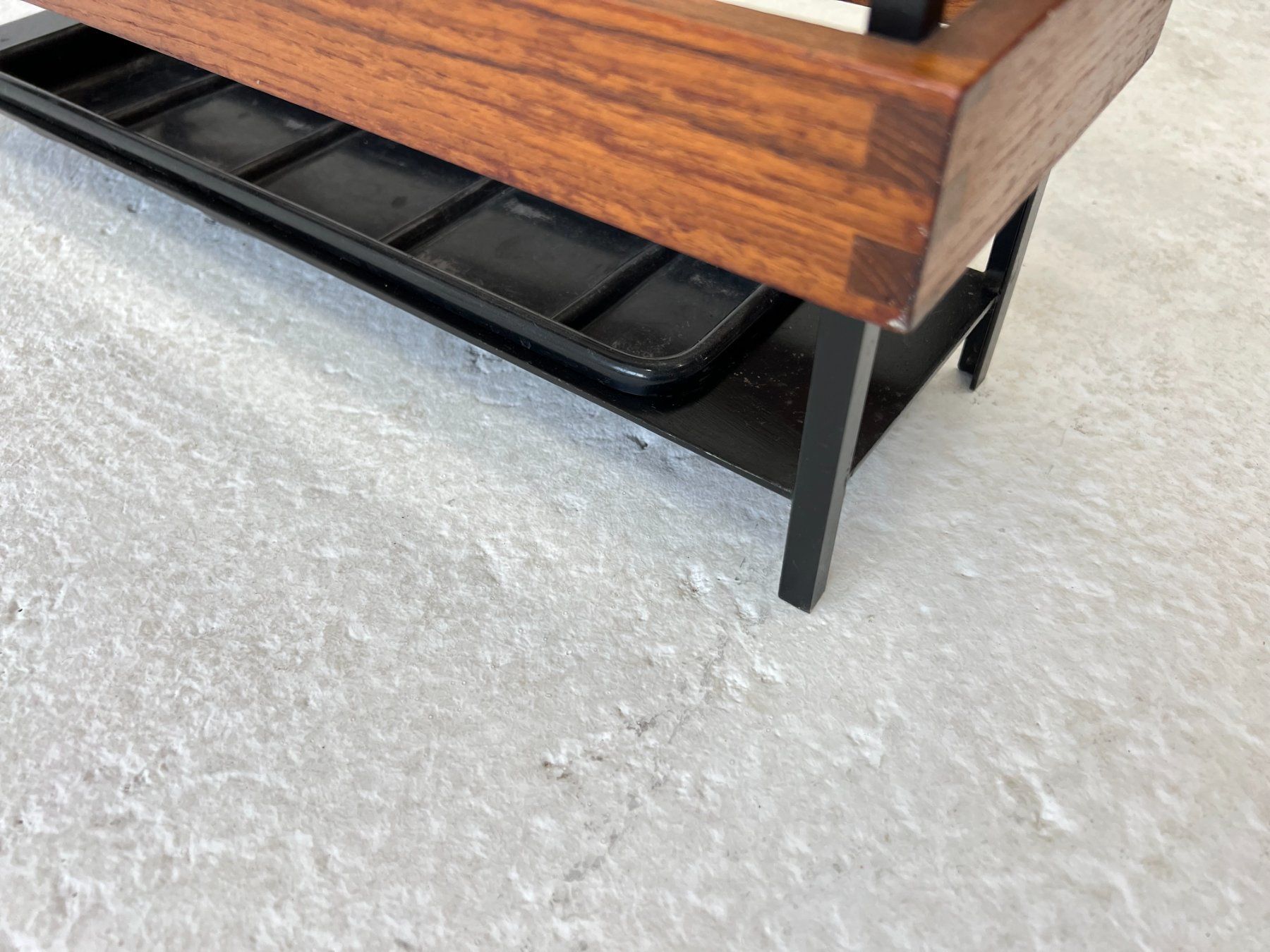 Sonstige Büroeinrichtungen: Vintage Teak - Schirmständer – Gebraucht aus Walzenhausen von stilvollwohnen 7