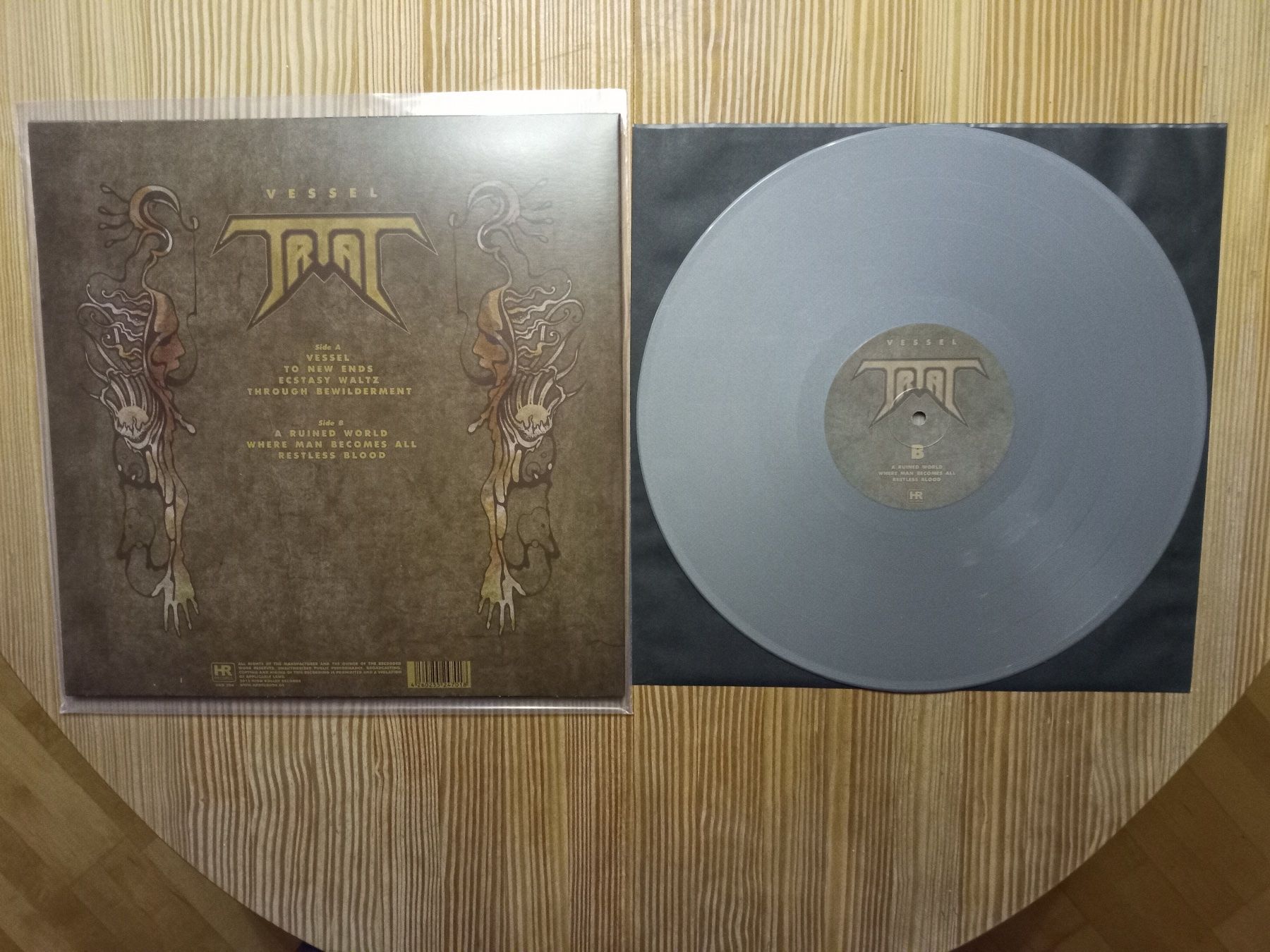 Dischi in vinile: Trial-Vessel 12'' First Pressing Silver Vinyl LP 2015 Heavy – Nuovo (secondo la descrizione) da Brienz BE venduto da INTERNALFIRE 1