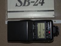 Nikon Blitzgerät SB-24