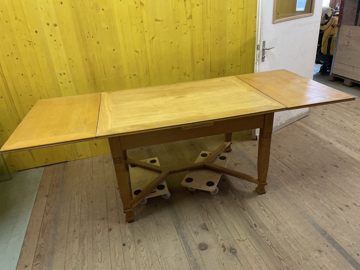 Tables: Tisch Eiche – D'occasion à Almens par bsundrix 1