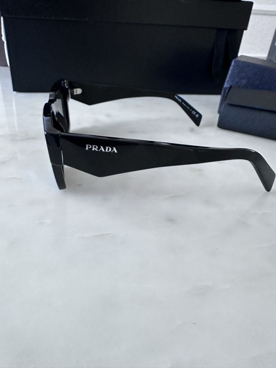 Prada Occhiali & Lenti: Original PRADA Sonnenbrille, Schwarz – Usato da Frick venduto da Soleil4658 2