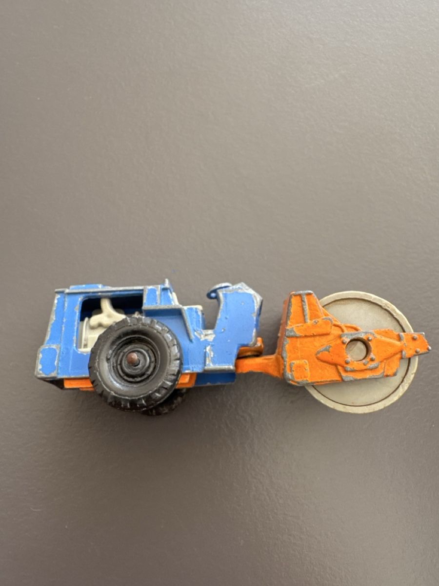 Spielzeuge: Spielzeugwalze blau/orange gebraucht – Gebraucht aus Altdorf UR von pasgi1982 2