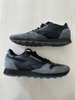 Magnifiques sneakers Reebok Classic noires/grises 40,5